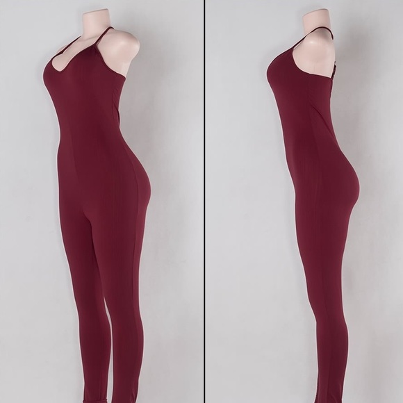 NEW! Form-fitting Jumpsuit / catsuit - Picture 2 of 5